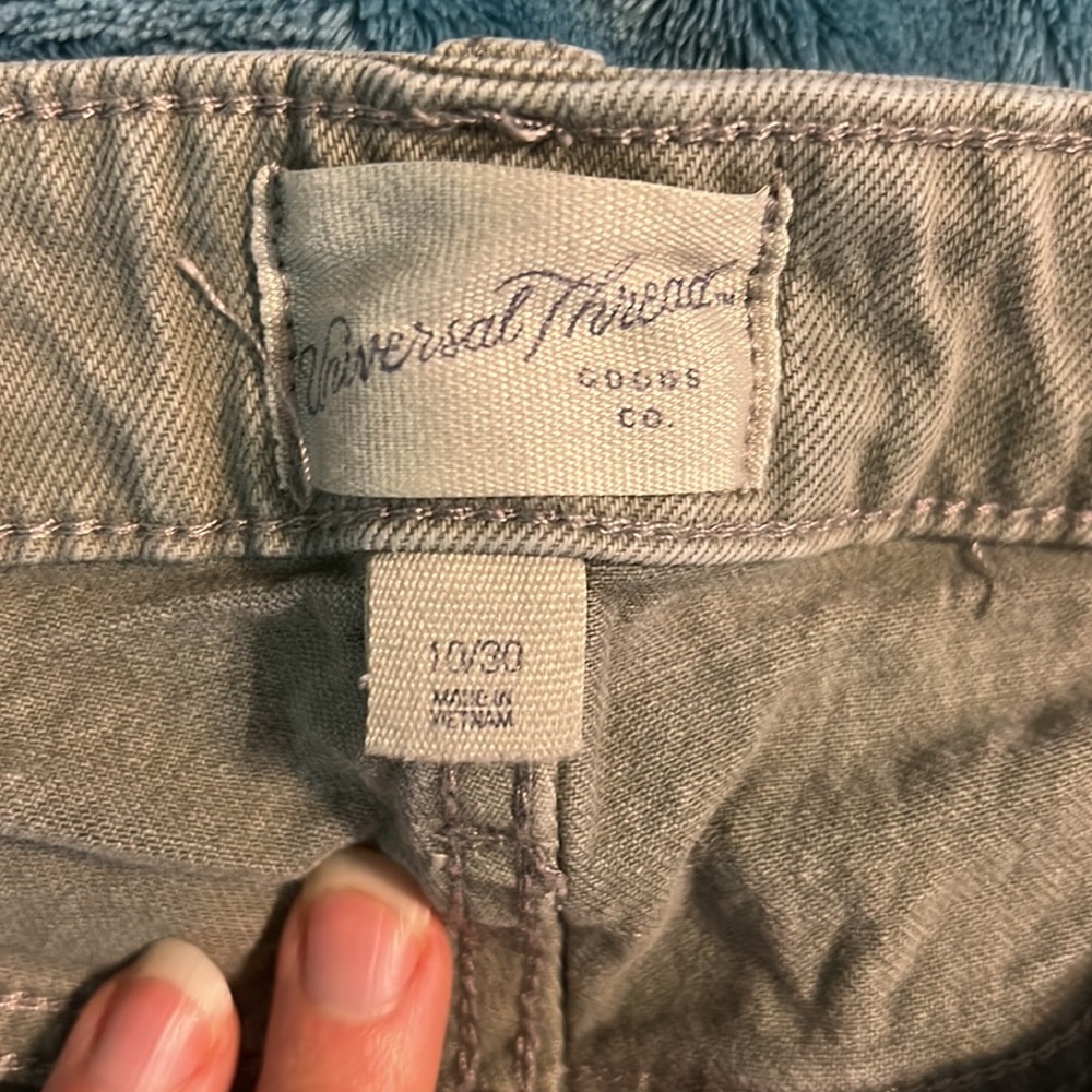 Universal Thread Jean Shorts - Picture 3 of 3
